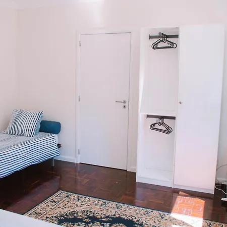 Just Like - Casa De Cimo De