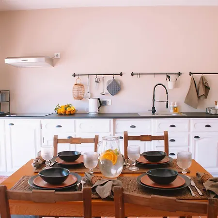 Just Like - Casa De Cimo De