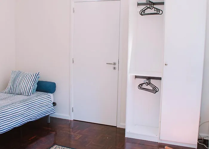 Just Like - Casa De Cimo De