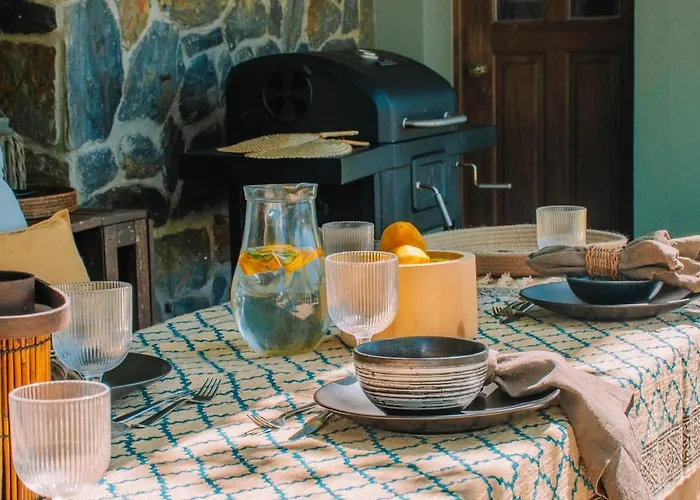 Just Like - Casa De Cimo De